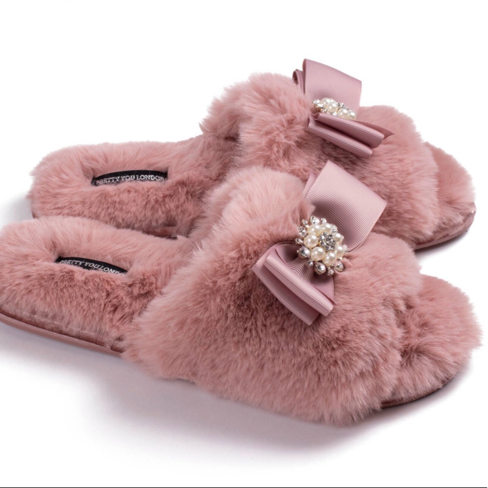 Ladies Anya Embellished Faux Fur Pink Slippers